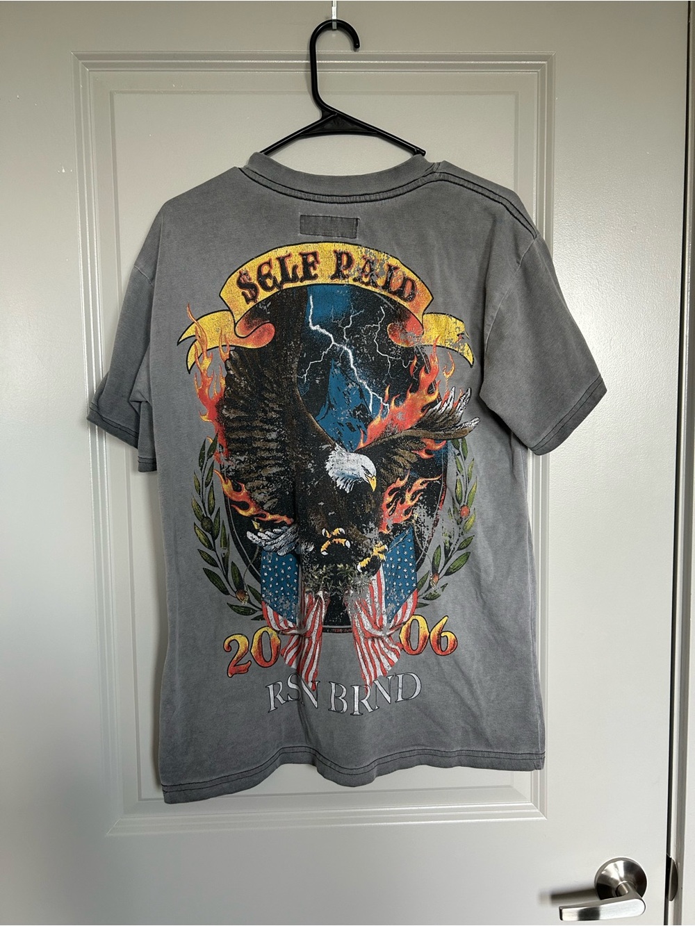 Reason Y2K Gray Short Sleeve Eagle Graphic Tee with Red & Blue Accents